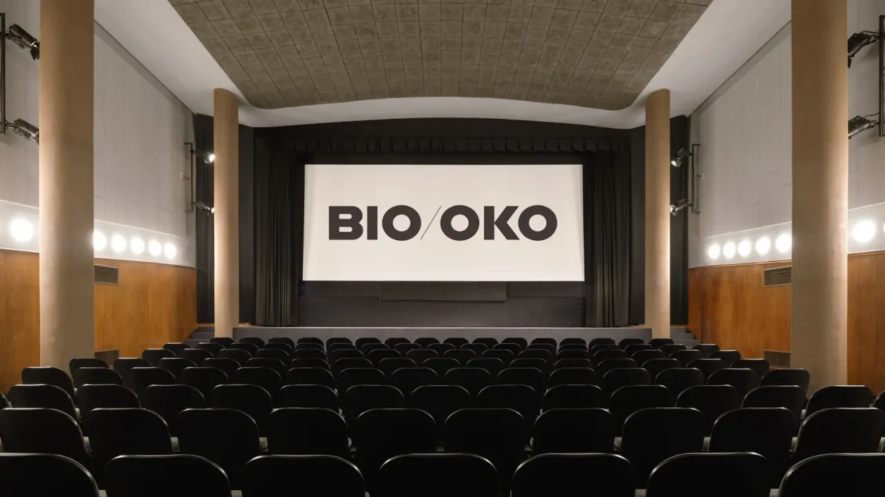 Kino nehraje, bar uzavřen